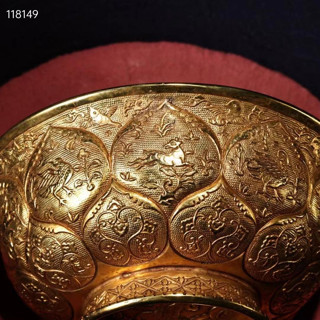中国古美術・珍品古蔵・純銅制・高浮彫刻花鎏金碗・箱付・茶道具・置物・食器・文房具