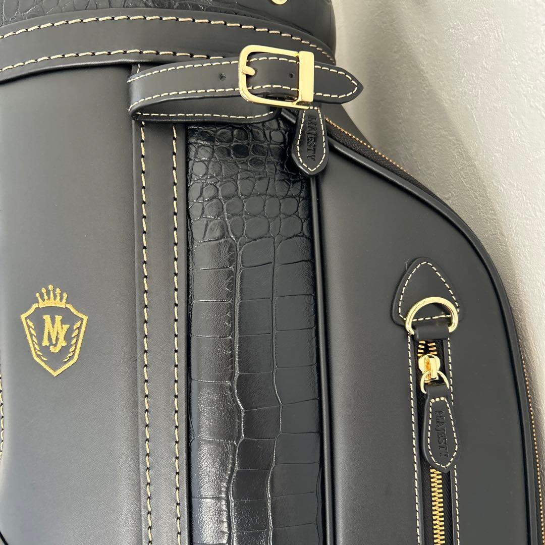 【新品】MAJESTY ゴルフバッグ キャディバッグ 黒