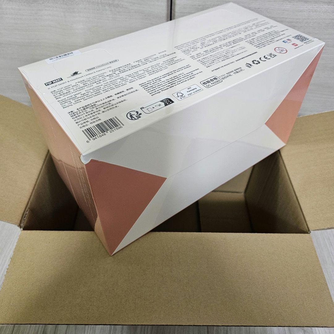 ラブブ LABUBU THE MONSTERS Have a Seat