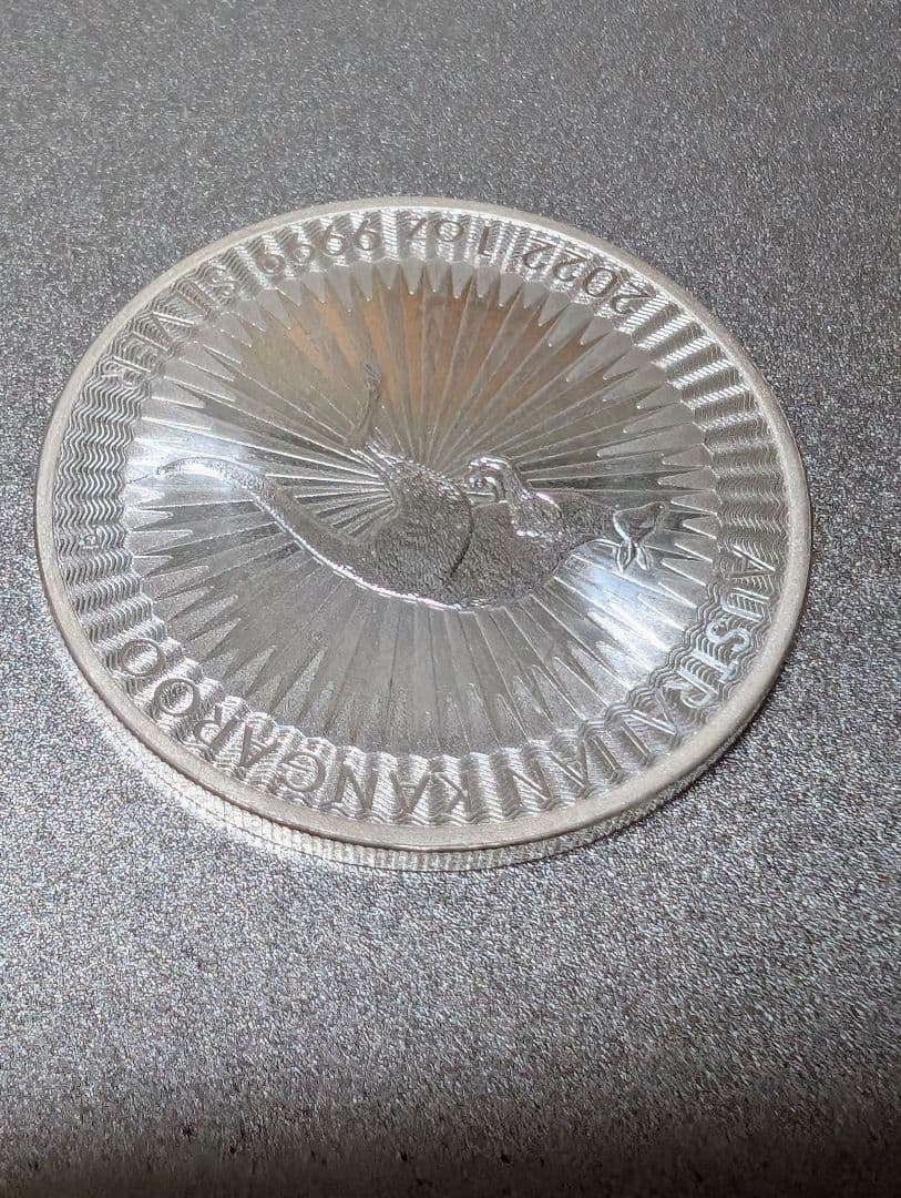 ゆ*み様 オーストラリアカンガルー銀貨　1オンス