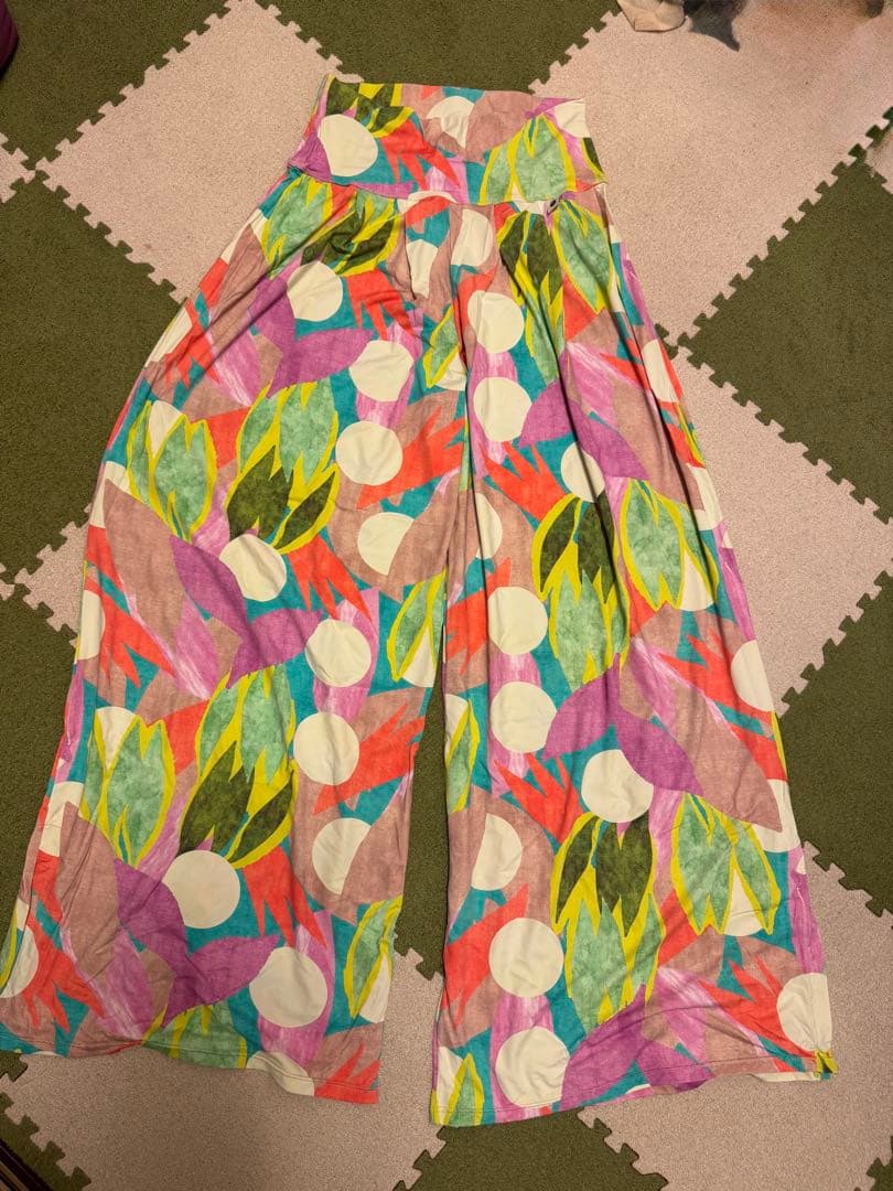 リンダワークス　アーヤパンツ