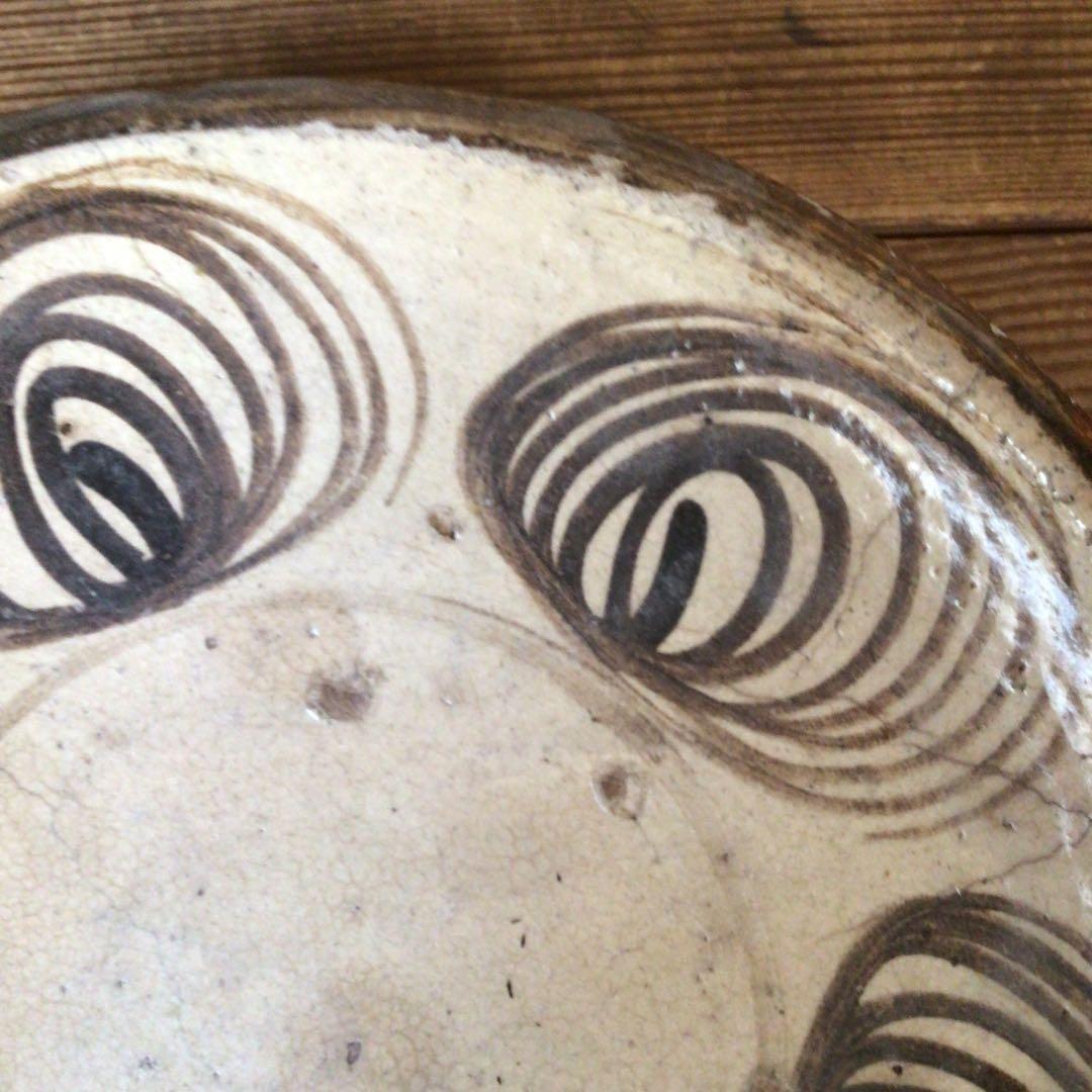 No4146 瀬戸焼き　鉄釉　馬の目皿　直径27.5cm 古瀬戸　石皿　送料無料