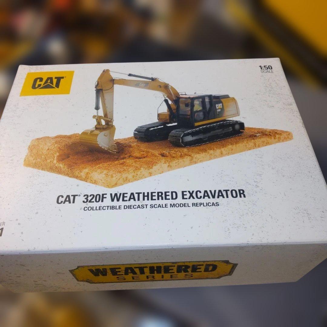 キャタピラー建機CAT 320F WEATHERED 1/50