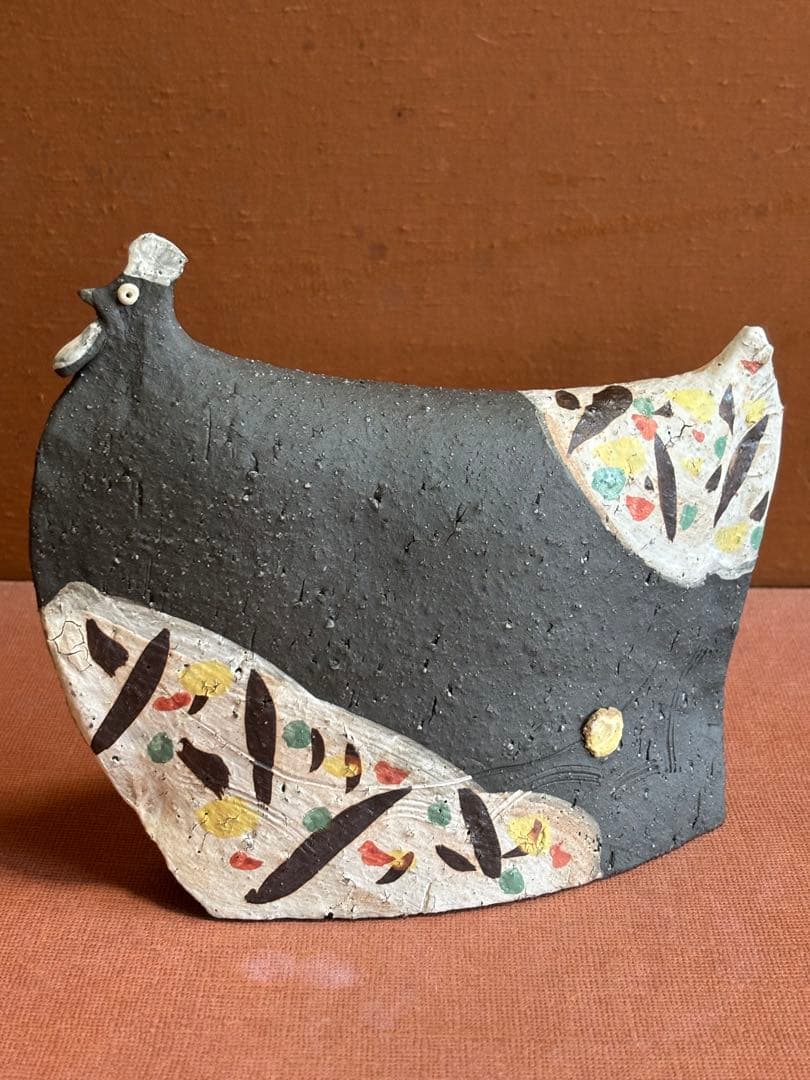 やまちゃん河井寛次郎作色絵草花文鶏形置物　森の一番鶏夜から朝へ　一品物