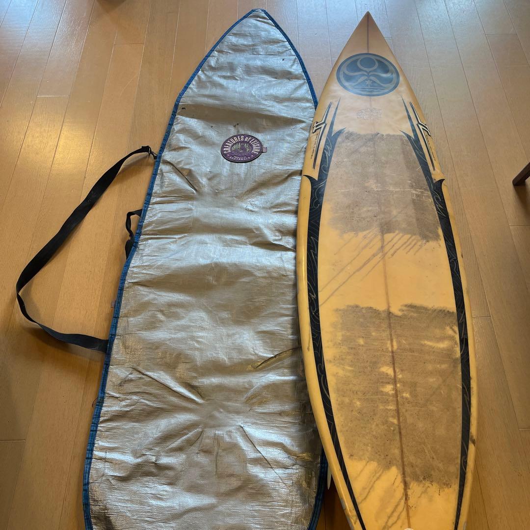 ショートボード6’4　サーフボード　ハードケース付き　新宿区引取限定