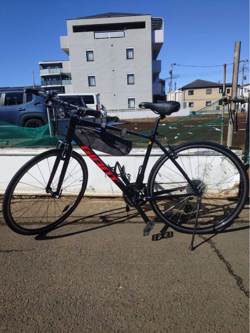 ジャイアントエスケープRX3 クロスバイク　2022年モデル