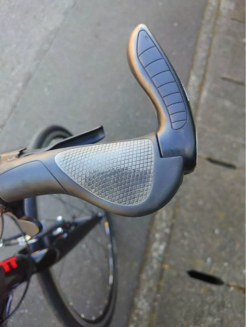 ジャイアントエスケープRX3 クロスバイク　2022年モデル