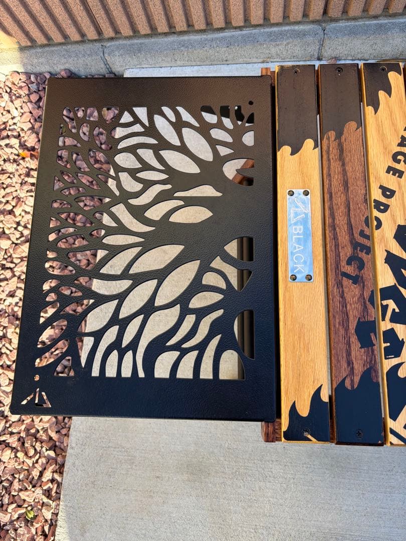 black design ハレテーブル　grindlodge グラインドロッヂ