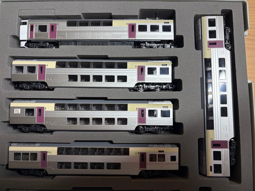 鉄道模型　Nゲージ　TOMIX 98444 215系近郊電車　2次車