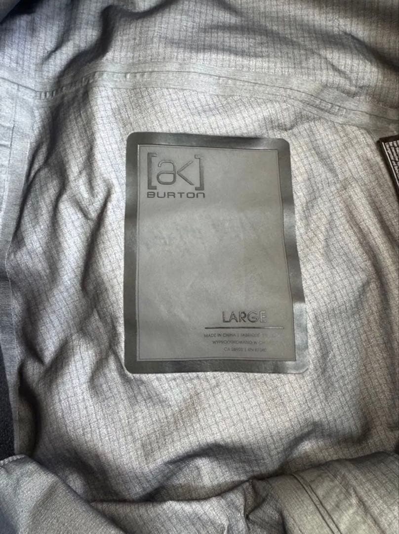 Burton [ak] ゴアテックスPRO ビブパンツ　ブラック