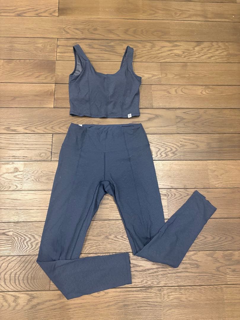スカーラ　ダークブルー ヨガウェア 上S下M