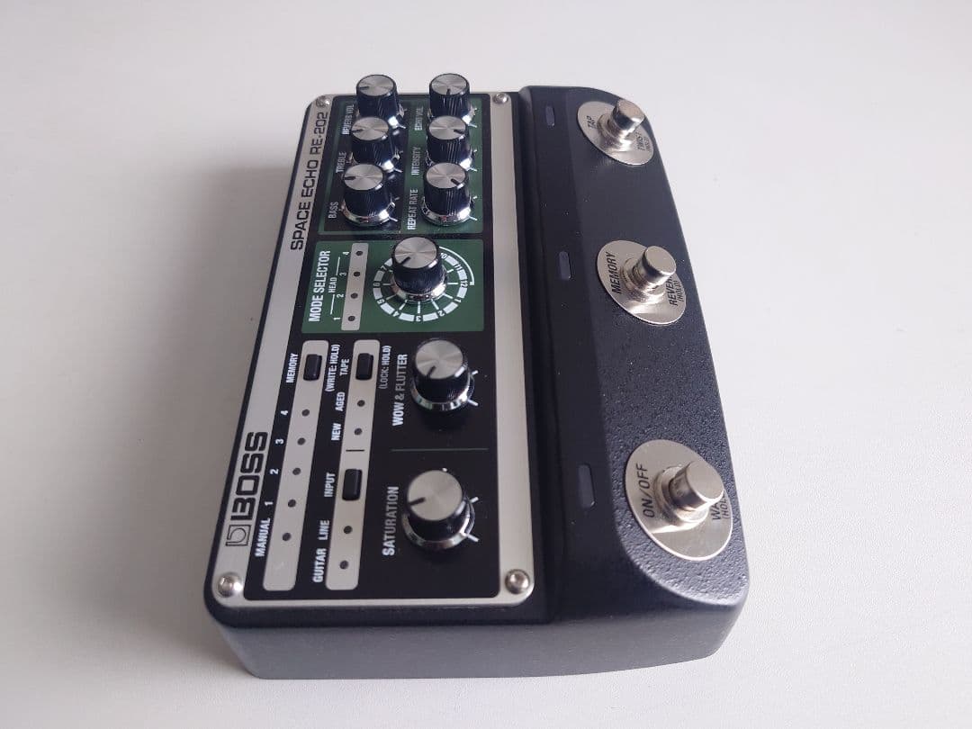 BOSS RE-202 Space Echo 未使用