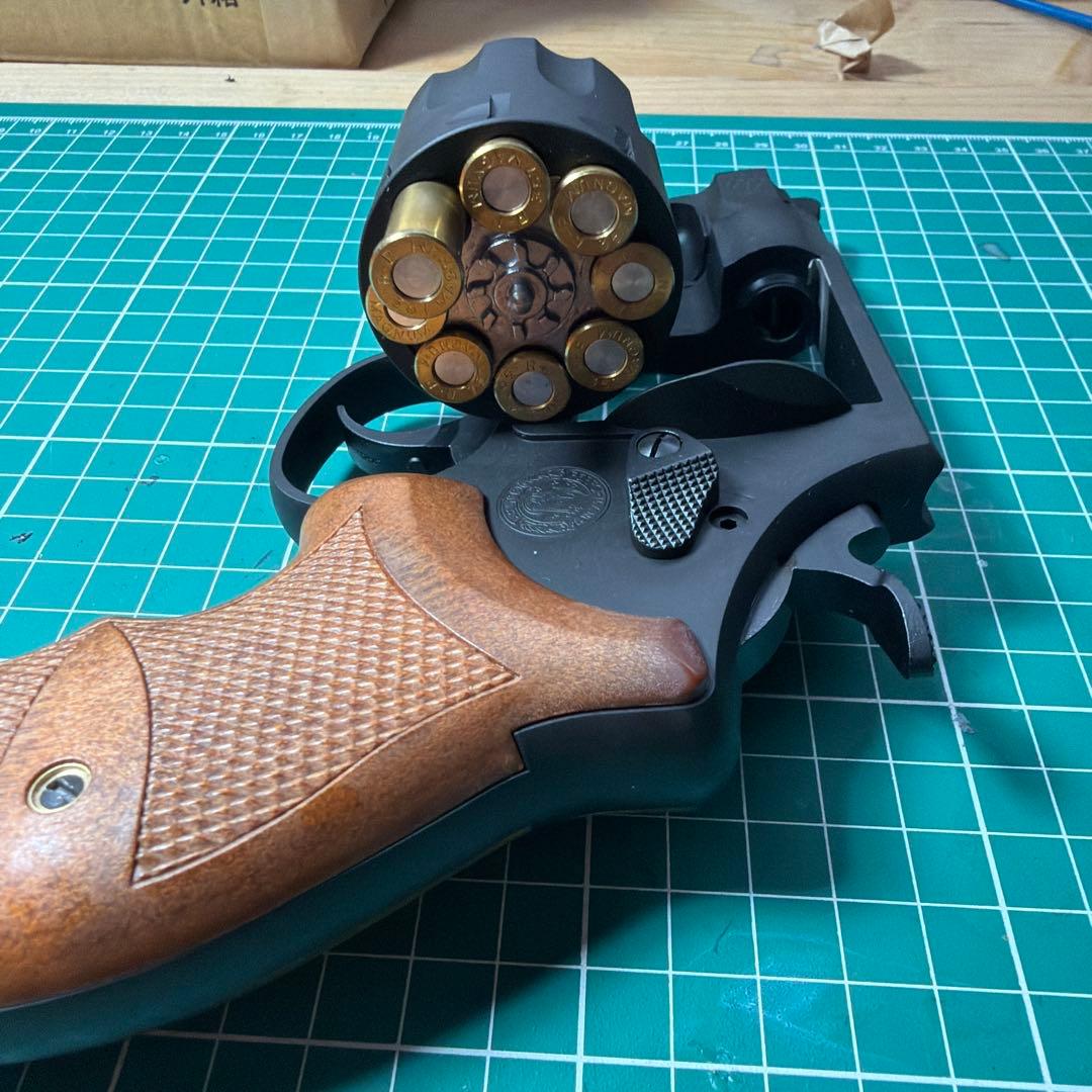 スミスアンドウェッソンM327Ｒ8シリーズ