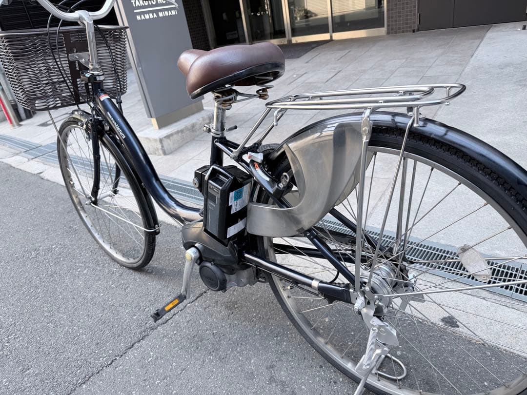大阪府　ヤマハ　電動アシスト自転車 黒 バスケット付き