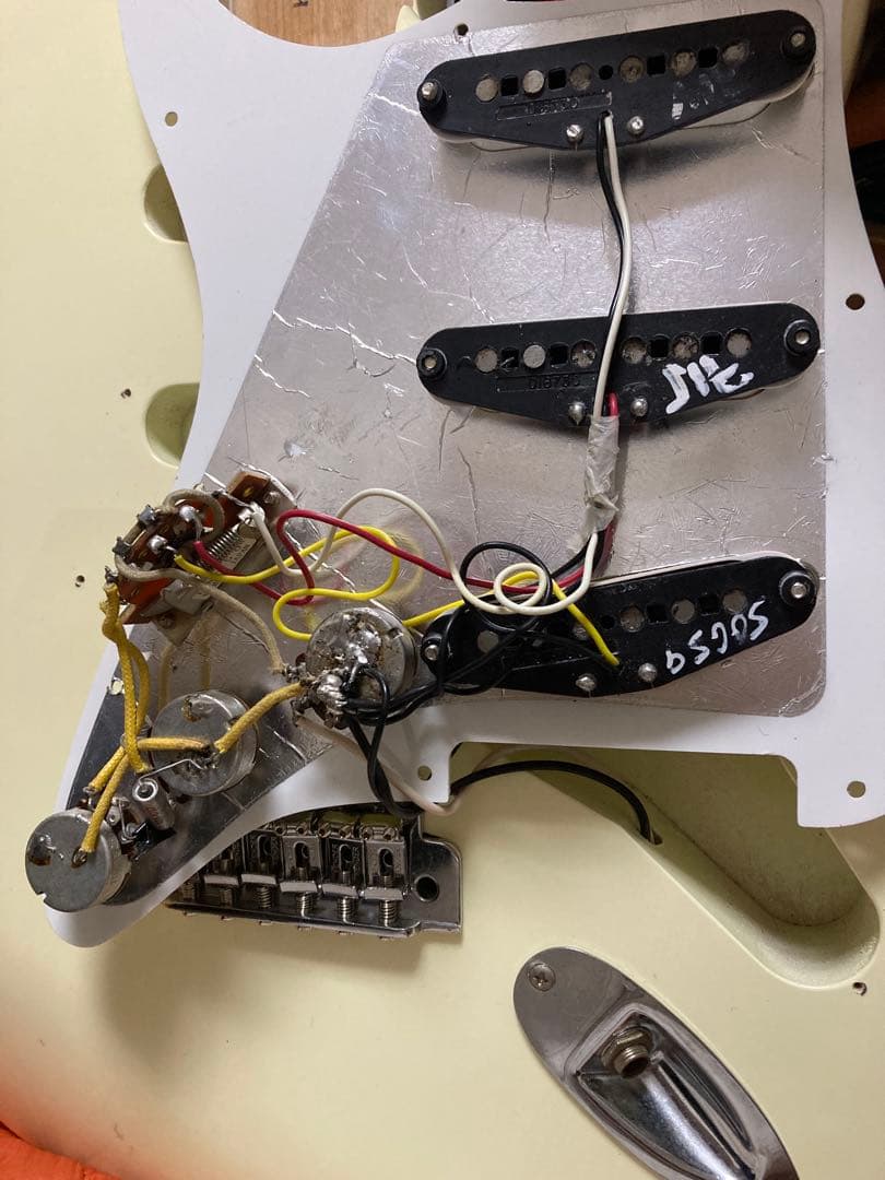 Fender Stratocaster ホワイト