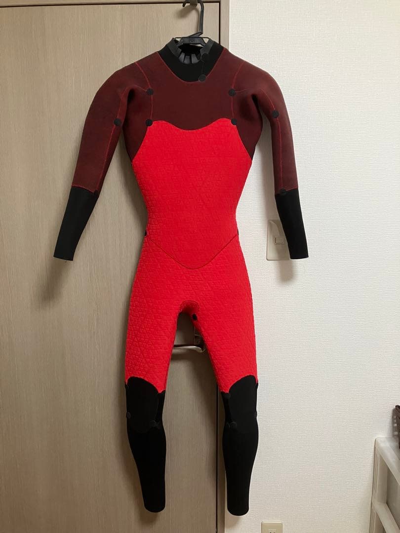 ROXYウェットスーツ