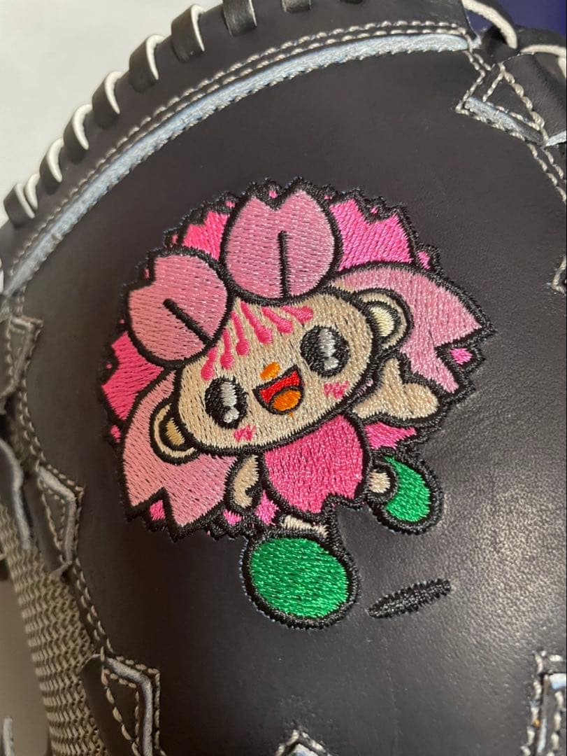 【超貴重】大瀬良大地サイン入りグローブ　サイン色紙付　おむらんちゃん　限定品