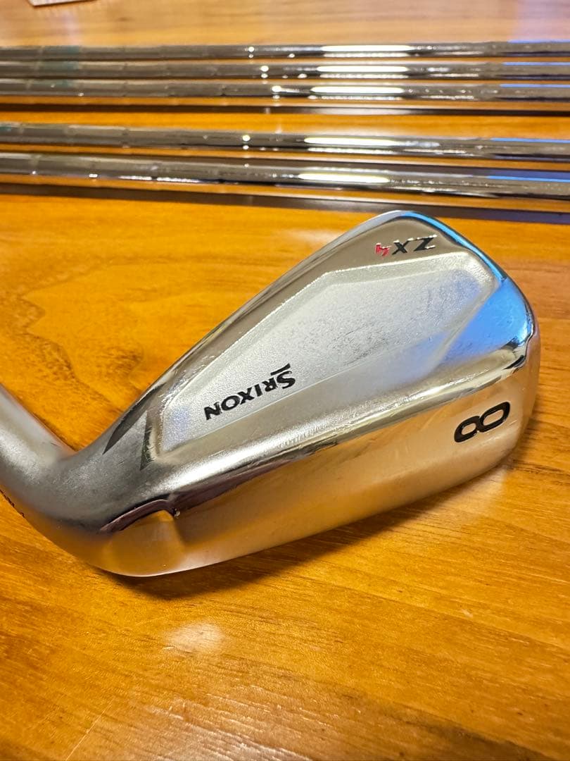 スリクソン　ZX4 6本セット！アイアンカバー付き！！　最値下げしました❤️