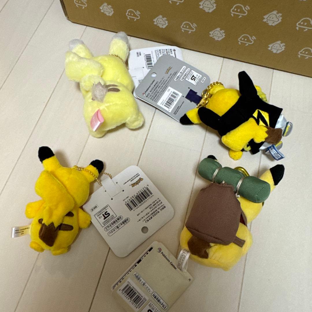 ポケモンセンター ピカチュウ ぬいぐるみ まとめ売り 新品
