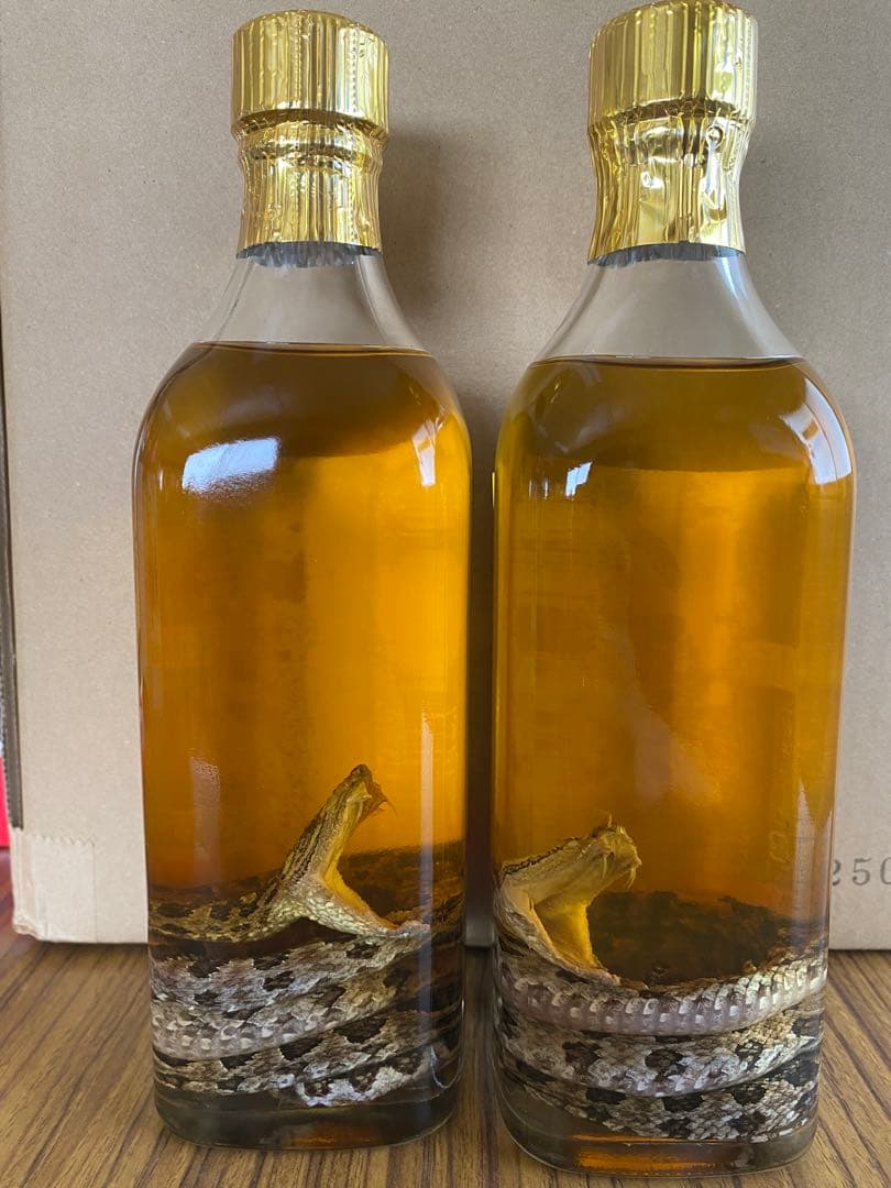 ハブ入りハブ酒 40度 500ml 2本