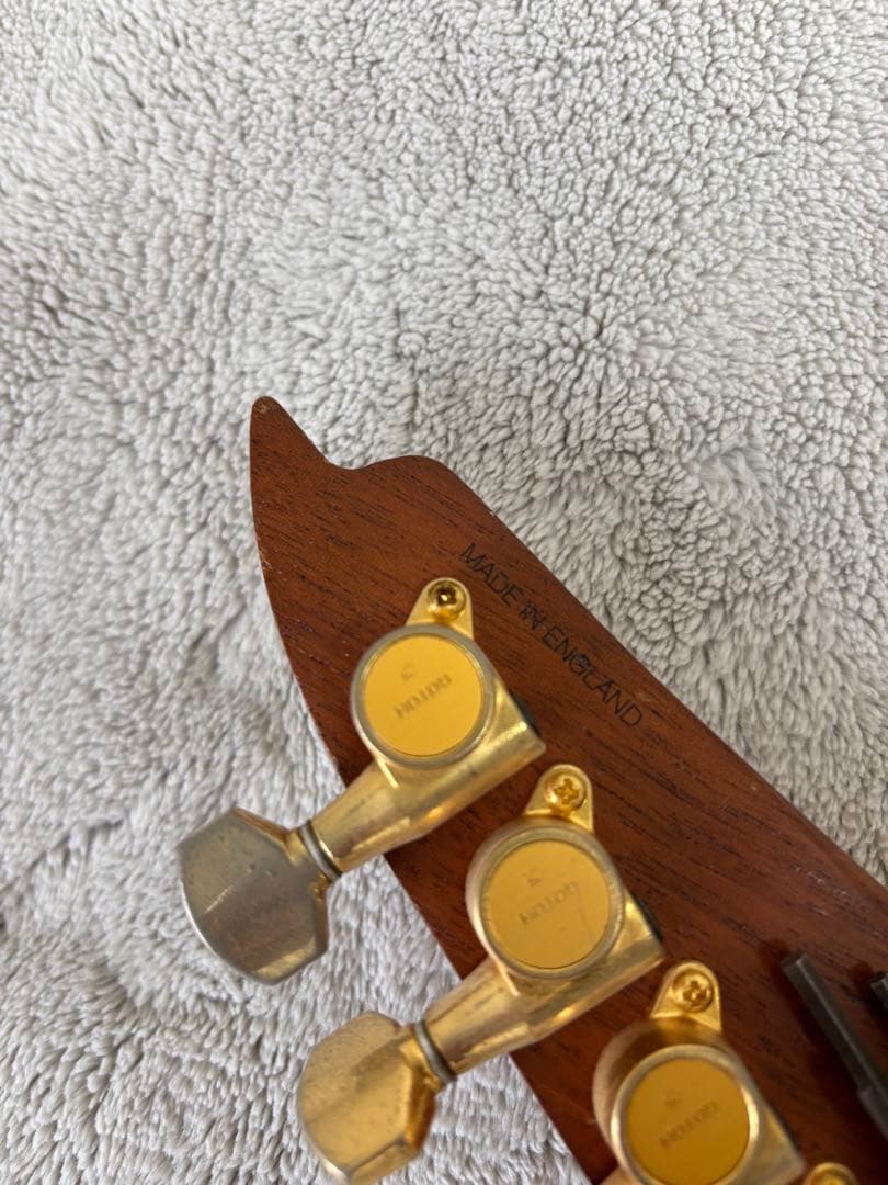 PARM BAY分厚いフレイムメイプルのギター