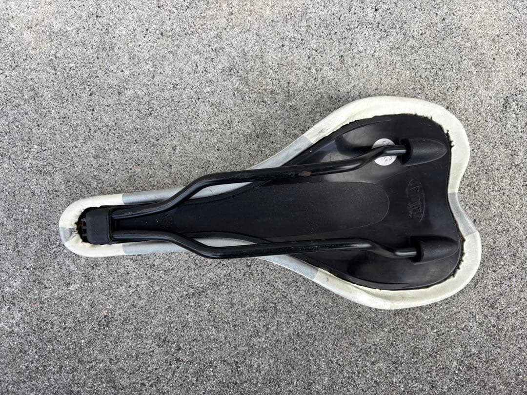 ANCHOR RIS9 ロードバイク 完成車ホイール込み