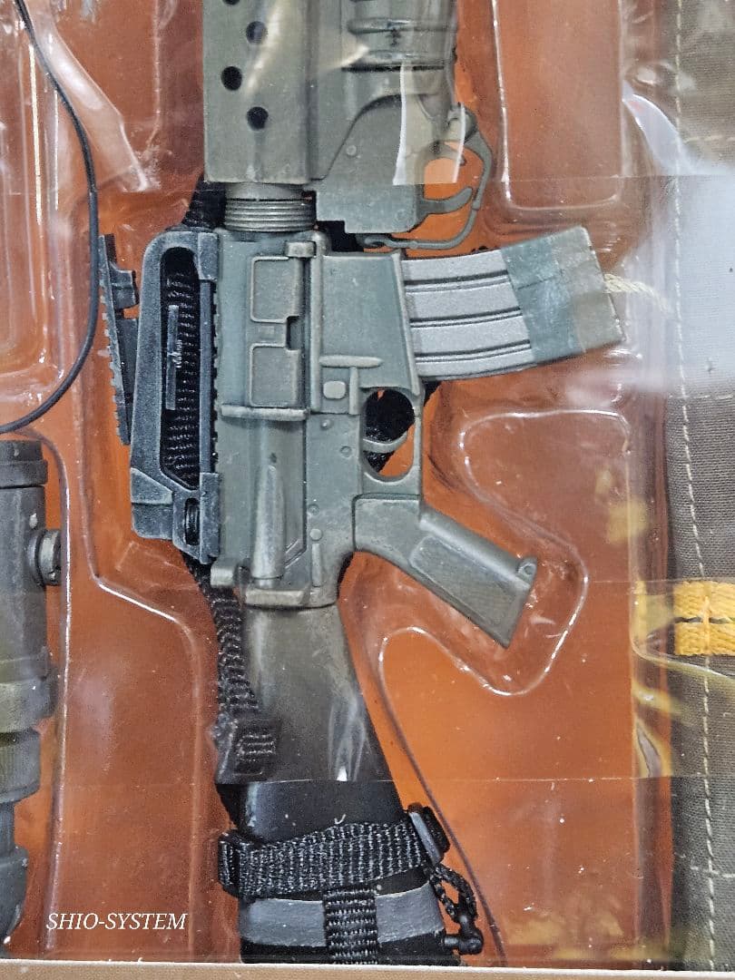 【未使用品】ホットトイズ 1/6 アメリカ海兵隊 女性兵士