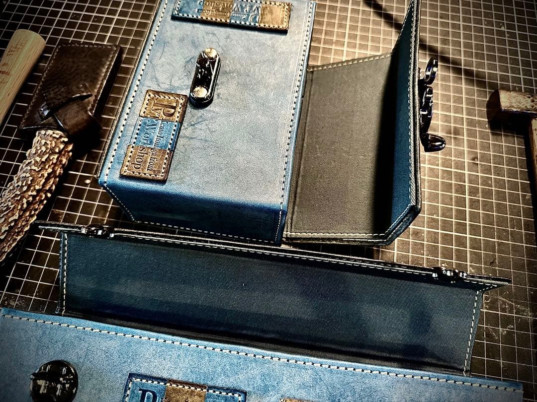 月末SALE！Pvt.Workshop 極CL 本革　デッキケース　ハーフ