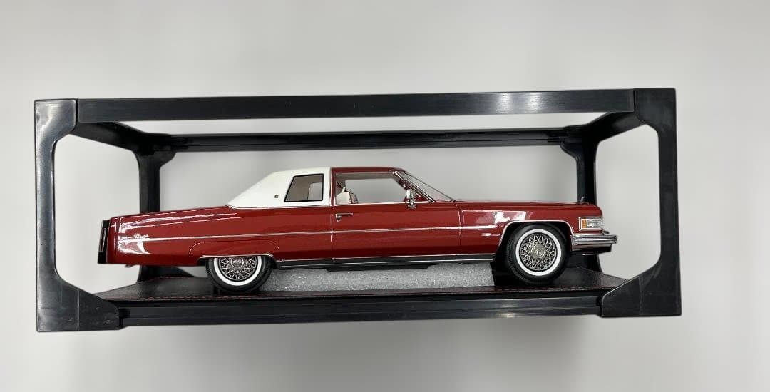 1976 Cadillac Eldorado 1/18スケールモデル