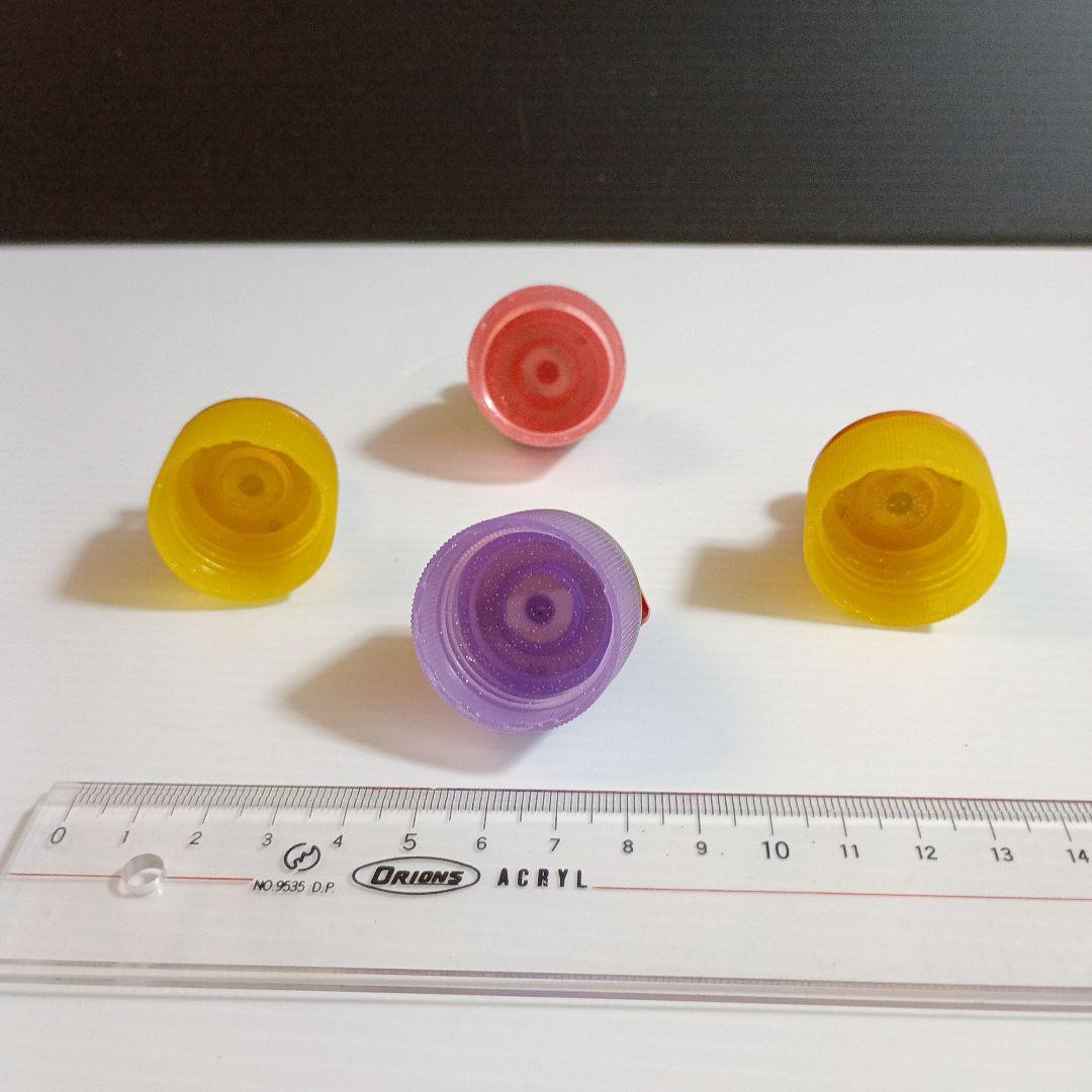 平成レトロ★ハローキティ★ ★ペットボトルキャップ 4個セット