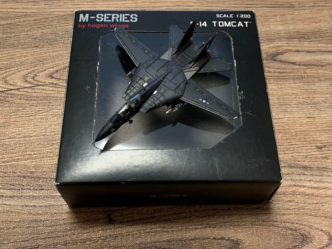 1/200 ホーガンウイングス　F-14A VX-4 ブラックバニー