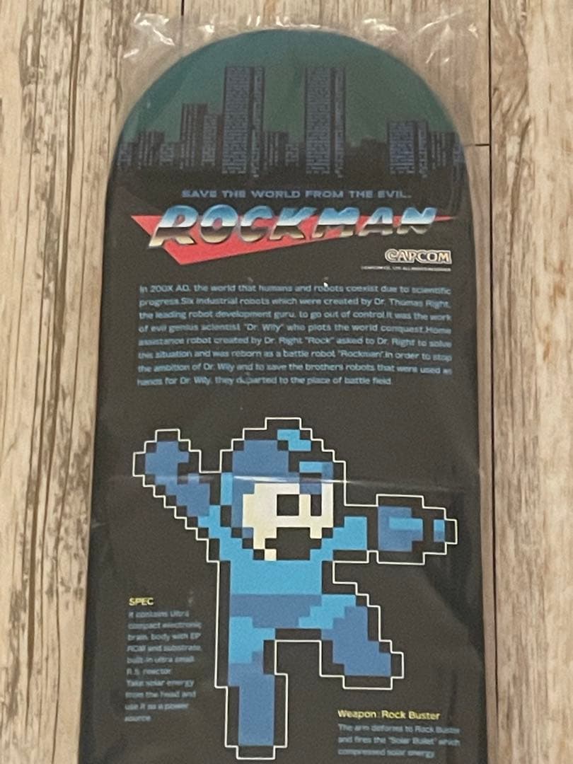 未使用品　スケートボード　ロックマン　MEGA MAN skateboard