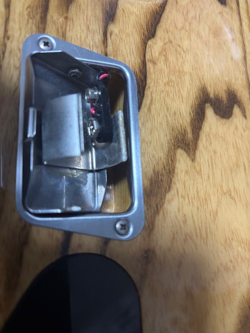 Edwards E-AMAZE アクティブベース 音出しジャンク