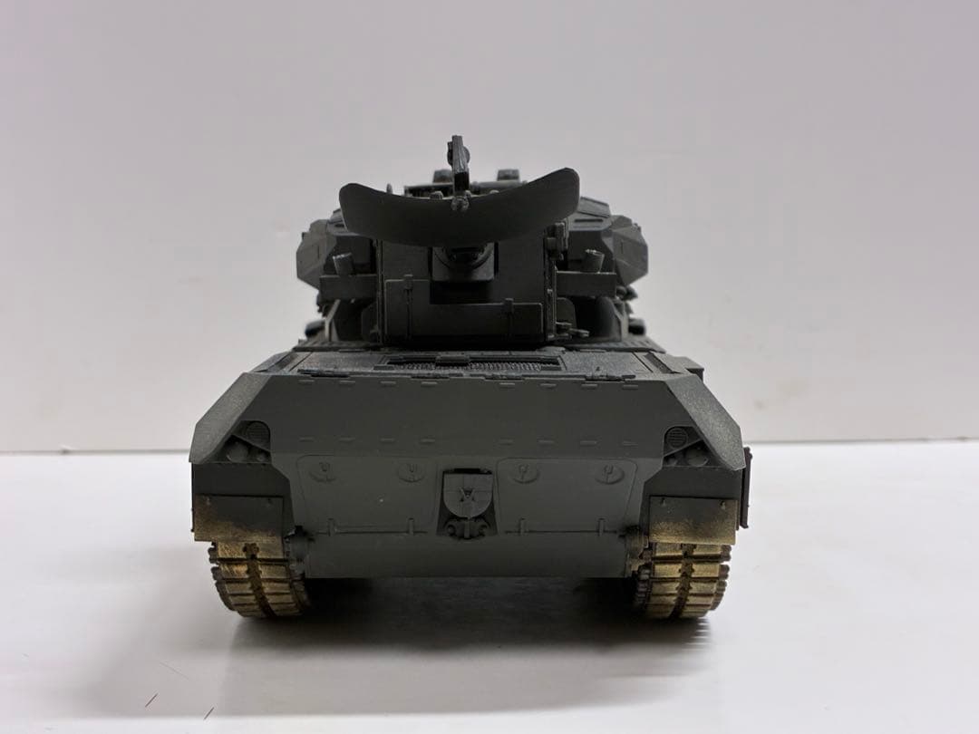 タミヤ　1/35 ゲパルト　完成品　戦車　模型　プラモデル　