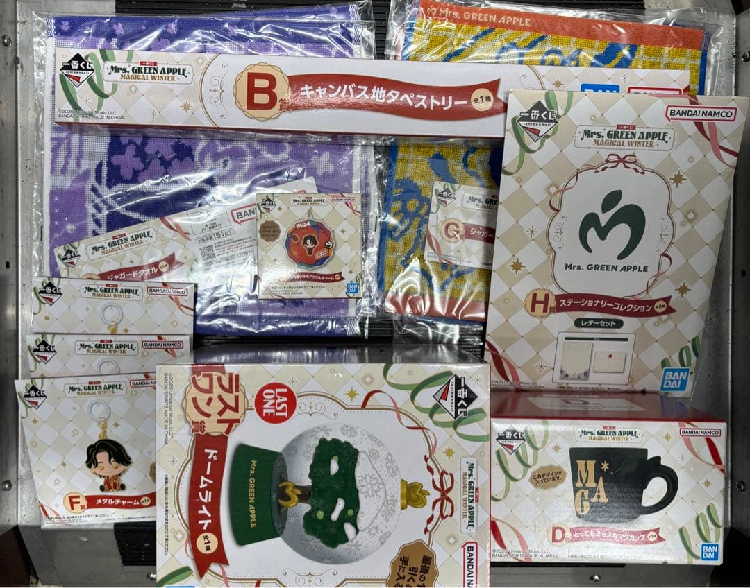 K*T様 一番くじ　Mrs. GREEN APPLE　B賞 D賞 EFG賞　ラス