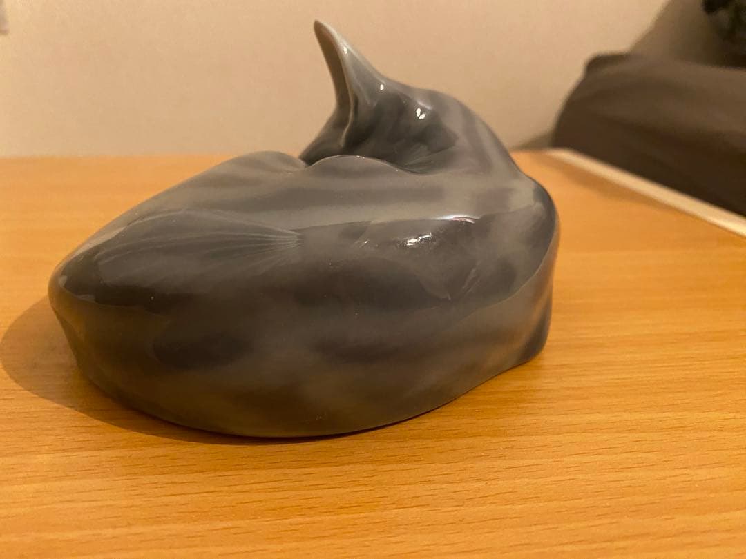 ロイヤルコペンハーゲン　フィギュリン　眠り猫　置き物　北欧雑貨