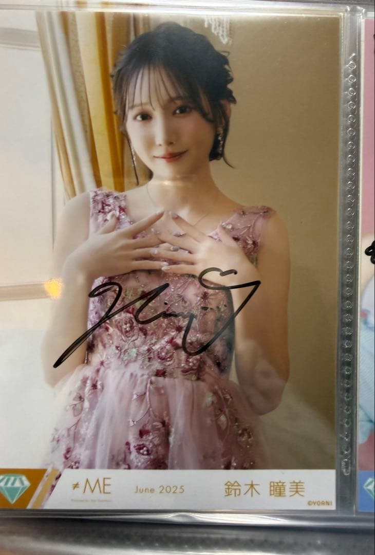 ノイミー　≠ME 生写真 鈴木瞳美　モブノデレラ　MV衣装　ドレス　直筆　チュウ