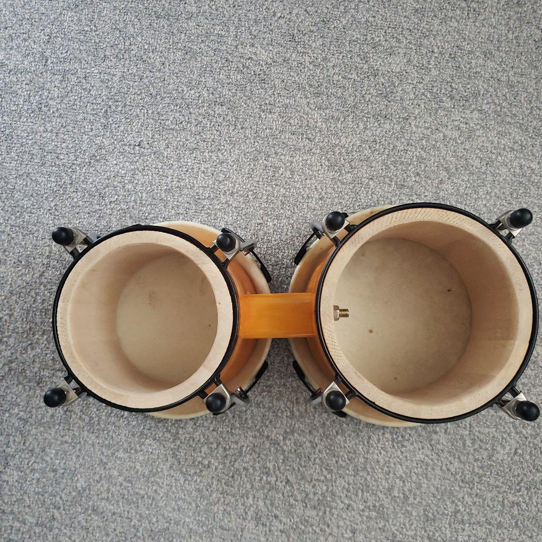 ボンゴ　　小さいほうが直径16.5センチ