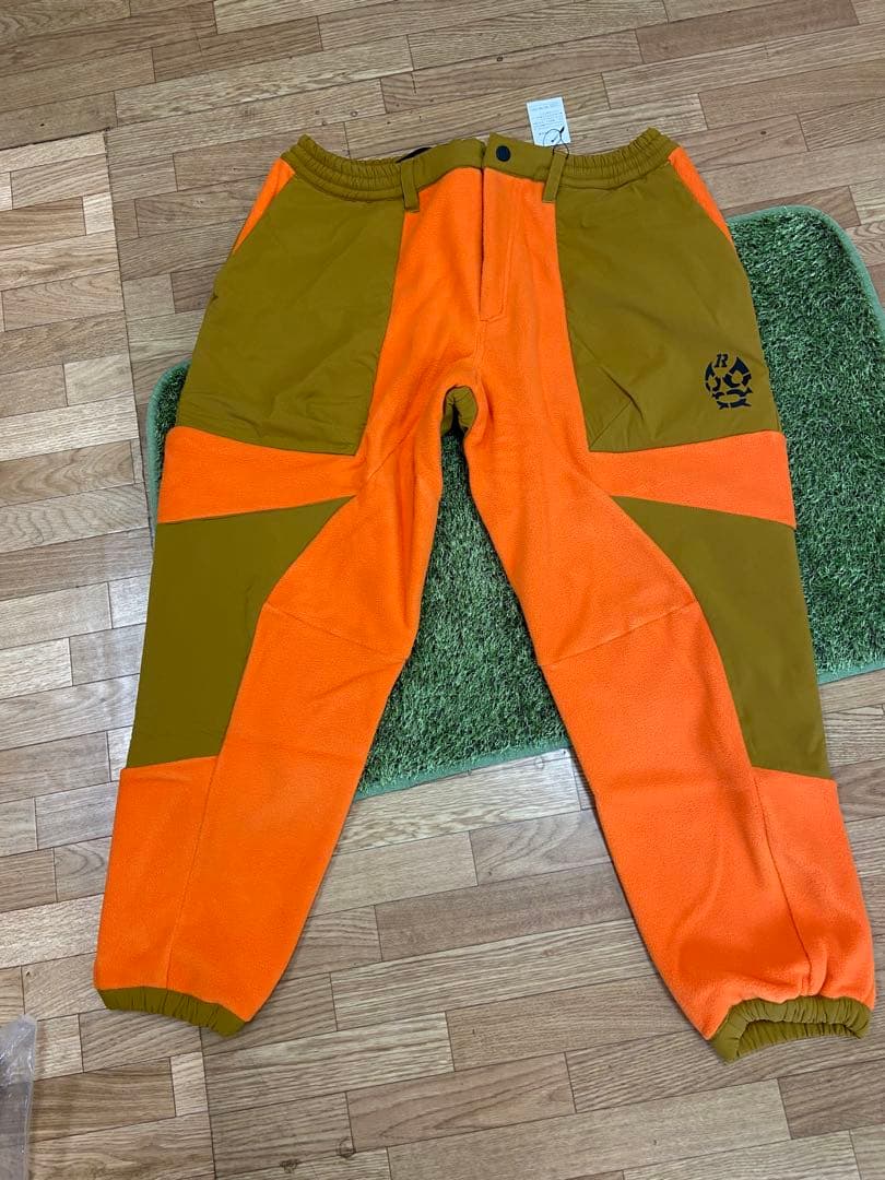 新品正規品¥70,400【RUSSELUNO/5】フリースセットアップ