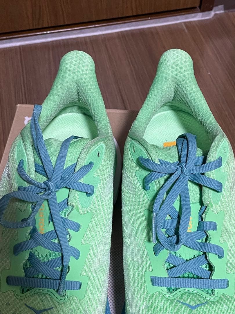 ホカオネオネ クリフトン9 26cm hoka clifton9