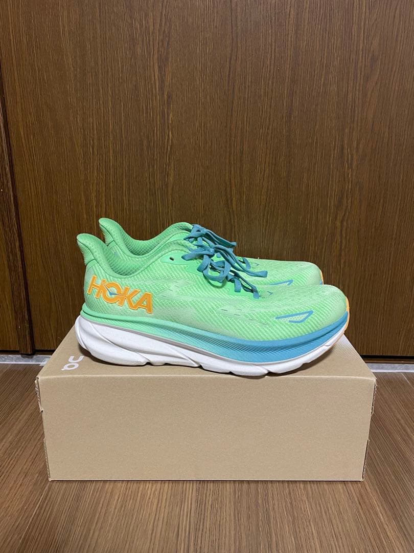 ホカオネオネ クリフトン9 26cm hoka clifton9