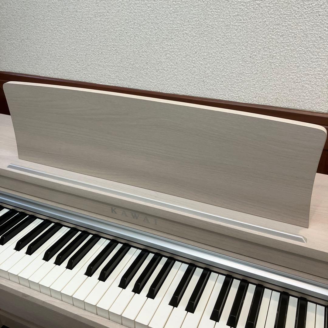 美品　KAWAI　電子ピアノCN201A　2024年10月購入品　ホワイト