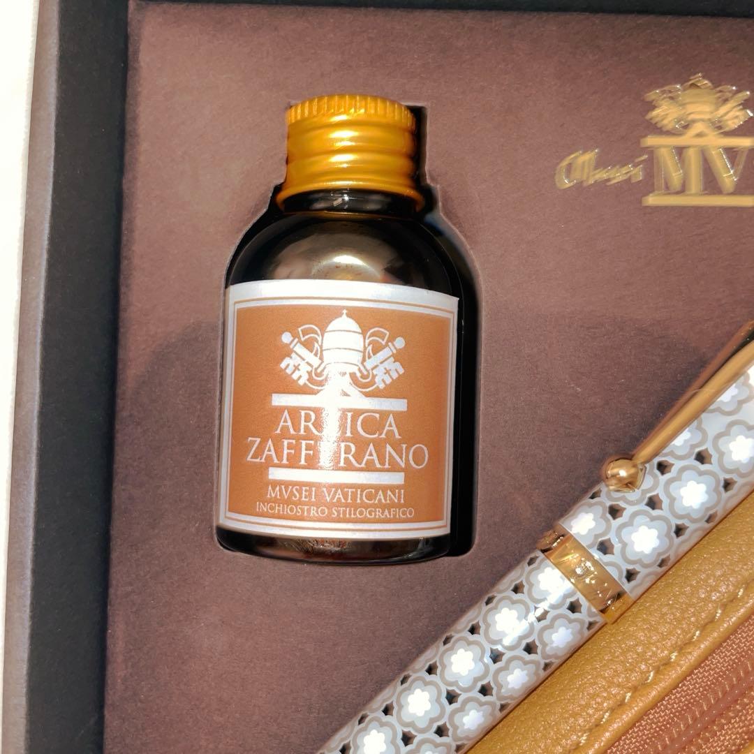 ※最終値下げ※カンポマルツィオ ヴァチカン美術館コラボ 万年筆 ペンケースセット