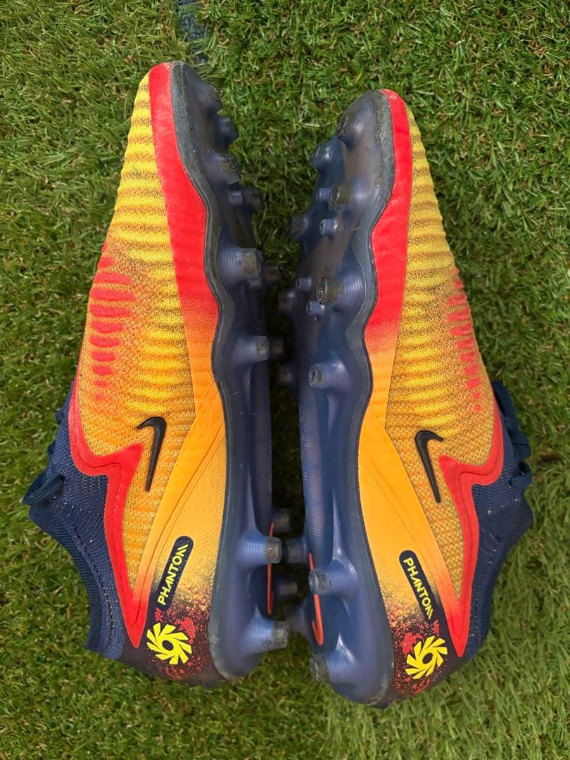 ナイキ　ファントム6 LOWエリートAG-PRO EH 25.5cm