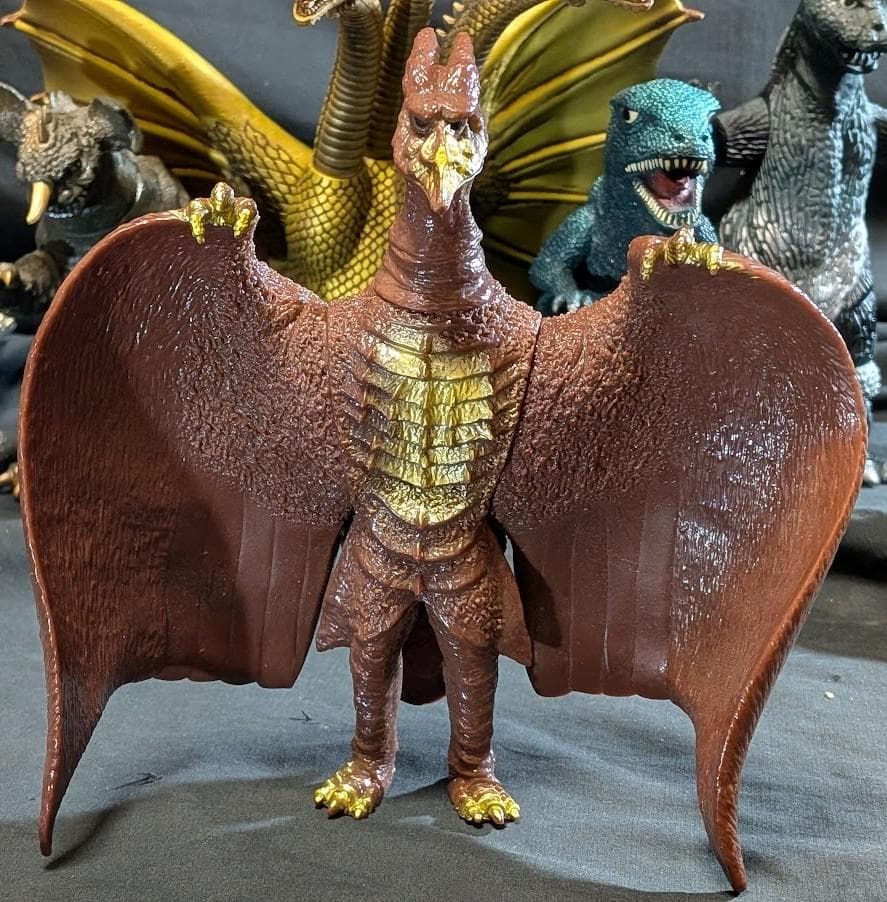 昭和ゴジラ・キングギドラ・ゴロザウルス・バラゴン他（バンダイ）ソフビ７体セット