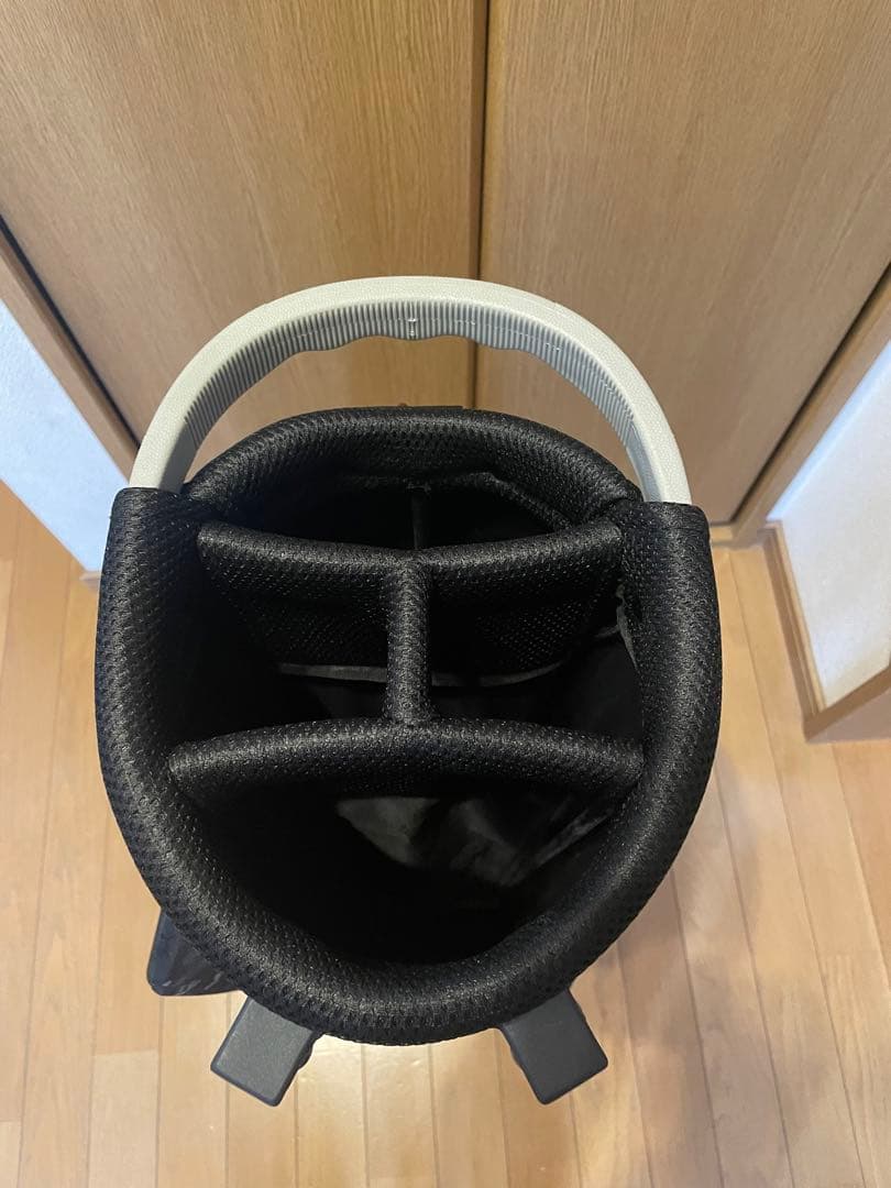 新品未使用 SRIXON スリクソンスタンド キャディバッグ迷彩 軽量カバー付き