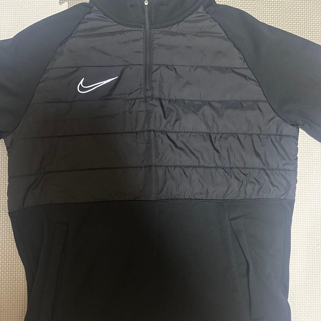 Nike ハーフネック長袖ウェア ブラック
