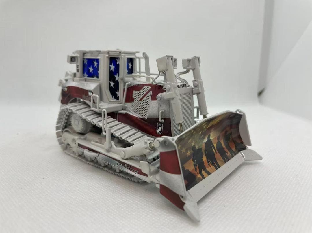 ミニカー 505-026 DM 1/50 CAT D8T TRACK-TYPE