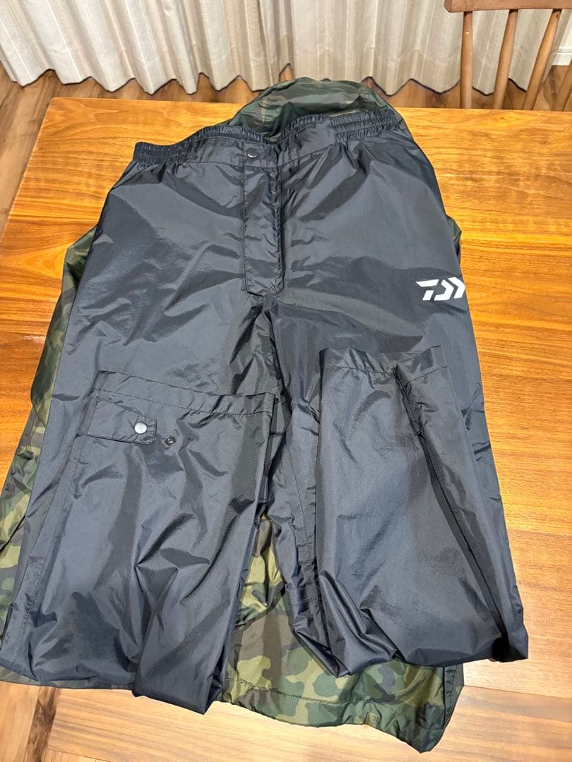 ダイワ　レインウェア上下セット　シマノ　レインキャップもセット