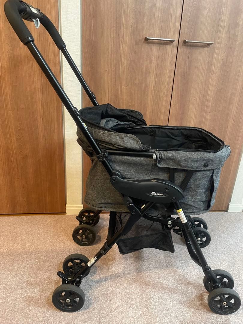 コムペットペットカート　ミリミリライトアルファ　ブラック